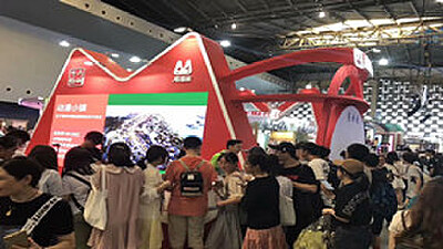 动漫鄂军弯道超车，yy漫画打造泛娱乐全产业链IP孵化运营平台